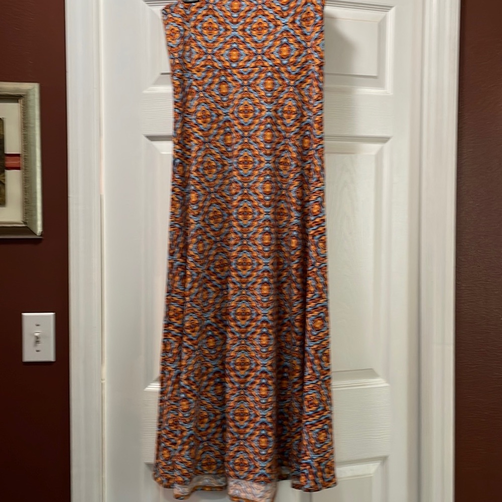 LuLaRoe maxi skirt, medium